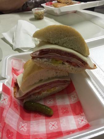 Carusos Deli